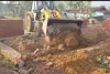 गिरिडीह में चला बुलडोजर! वन विभाग ने 10 डिसमिल जमीन कराई मुक्त