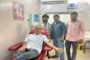 Deoghar News: जन्मदिन पर रक्तदान कर पेश की मानवता की मिसाल