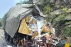 चुटूपालू घाटी में दर्दनाक हादसा, ट्रक ने ट्रेलर को मारी टक्कर; ड्राइवर की मौत