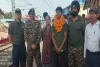 17 साल के आकाश ने 18 हजार फीट पर फहराया तिरंगा, कोडरमा में भव्य स्वागत