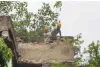 Bokaro News: बीएसएल के जर्जर आवासों पर चला बुलडोजर, सुरक्षा के मद्देनजर कार्रवाई तेज