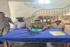 गैस चूल्हा दुकान की आड़ में चल रहा था गांजा कारोबार, मधुपुर पुलिस ने दबोचा