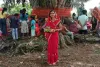 पति के दीर्घायु होने की अखंड कामना: सुहागिन महिलाओं ने की वट सावित्री पूजा