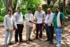 Sahebganj News: राजमहल में जर्जर सड़क बनी खतरा, गड्ढों से बढ़ी दुर्घटना की आशंका