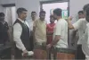 Chaibasa News: कलेक्ट्रेट के बाहर अधिवक्ताओं की सजगता से रुका जाली दस्तावेजों का कारोबार