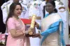 पद्म पुरस्कार 2026: धर्मेंद्र, हरमनप्रीत कौर और उदय कोटक समेत 66 हस्तियां सम्मानित
