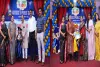 Koderma News: ग्रिजली किड्स का भव्य दीक्षांत समारोह, नन्हे बच्चों की प्रस्तुति ने जीता दिल