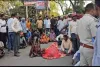 Hazaribagh News: यूनिक नर्सिंग होम पर गंभीर आरोप: कथित गलत इलाज से 4 माह की गर्भवती महिला की मौत, आक्रोशित लोगों ने किया सड़क जाम