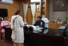 Hazaribagh News: डीसी का जनता दरबार: दिव्यांग की पेंशन तुरंत शुरू करने का आदेश, अधिकारियों को दी चेतावनी