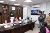 Pakur News: समाहरणालय में जनता दरबार, उपायुक्त ने सुनीं लोगों की समस्याएं