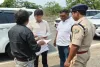 Dumka News: उपायुक्त अभिजीत सिन्हा ने मलूटी चेकपोस्ट का किया औचक निरीक्षण, सुरक्षा व्यवस्था का लिया जायजा