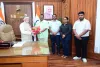 Bokaro News: डिग्री कॉलेज में बंद विषयों को दोबारा शुरू कराने की मांग, राज्यपाल से मिले पूर्व विधायक लंबोदर महतो