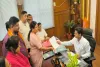 बिजली-पानी संकट पर भाजपा का हल्ला बोल: सीता सोरेन ने उपायुक्त को सौंपा ज्ञापन, दी आंदोलन की चेतावनी