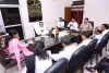 Pakur News: न्यायिक और प्रशासनिक अधिकारियों की बैठक, न्यायमूर्ति संजय प्रसाद के दौरे को लेकर सुरक्षा और स्वागत प्लान तैयार