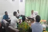 Dumka News: प्रखंड कार्यालय में मासिक स्टीयरिंग कमेटी की बैठक, बीडीओ राजेश सिन्हा ने दिए कई कड़े निर्देश
