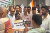 Hazaribagh News: पेट्रोल-डीजल की बढ़ती कीमतों के खिलाफ पेट्रोल पंपों पर चलाया हस्ताक्षर अभियान