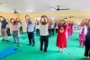 कैंब्रिज ग्रुप के संस्थानों में मना अंतरराष्ट्रीय योग दिवस, विद्यार्थियों और शिक्षकों ने किया योगाभ्यास