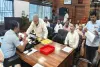 गिरिडीह जनता दरबार में उपायुक्त रामनिवास यादव ने सुनीं लोगों की समस्याएं, कई मामलों का मौके पर निपटारा