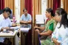 Koderma News: अपर समाहर्ता ने सुनीं समस्याएं, अधिकारियों को दिए त्वरित कार्रवाई के निर्देश