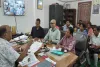 बीडीओ राजेश सिन्हा की अध्यक्षता में कनीय अभियंताओं और पंचायत सचिवों की समीक्षा बैठक