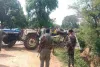 Hazaribagh News: भगहर रोड पर अवैध बालू लदा ट्रैक्टर पलटा, सेल्हारा के चालक की मौके पर मौत
