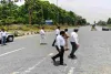 Hazaribagh News: उपायुक्त के निर्देश पर ब्लैक स्पॉट एवं दुर्घटना संभावित स्थलों का निरीक्षण