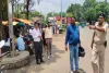 पाकुड़ में विशेष वाहन जांच अभियान, हेलमेट और दस्तावेजों की हुई सघन जांच