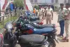 Deoghar News:रेलवे न्यायिक दंडाधिकारी के निर्देश पर RPF-GRP का बड़ा अभियान, अवैध पार्किंग करने वालों पर कार्रवाई