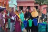 स्वच्छ मधुपुर अभियान को मिली नई रफ्तार, वार्ड-7 में घर-घर बांटे गए डस्टबिन