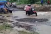 साक्षरता मोड़ से सकरीगली तक NH-80 बना मौत का सफर, राष्ट्रीय राजमार्ग की बदहाली पर सवाल: क्या बड़े हादसे का है इंतजार?