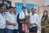 Koderma News: नगर पंचायत डोमचांच में गार्डन अधीक्षक राजेश आनंद को दी गई भावभीनी विदाई