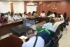 Koderma News: समाहरणालय में अपर समाहर्ता की अध्यक्षता में पेंशन अदालत का हुआ आयोजन