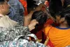 Shravani Mela: देवघर बाबा मंदिर के गर्भगृह में महिला श्रद्धालु के बाल खींचने का वीडियो वायरल, जांच की मांग तेज