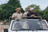 Giridih News: उपायुक्त रामनिवास यादव और एसपी डॉ. बिमल कुमार ने परेड पूर्वाभ्यास का किया निरीक्षण
