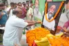 Hazaribagh News: दिशोम गुरु शिबू सोरेन की पुण्यतिथि पर झामुमो की श्रद्धांजलि, बरही चौक का नामकरण