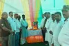 Koderma News: स्व. आकाश पासवान के श्रद्धा कर्म पर उमड़े जनप्रतिनिधि, दी भावभीनी श्रद्धांजलि