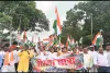Giridih News: जमुआ में भाजपा की भव्य तिरंगा यात्रा, 100 मीटर लंबे राष्ट्रीय ध्वज से सजी सड़कें