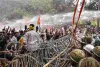 लाठी और वाटर कैनन से युवाओं की आवाज नहीं दबा सकती सरकार: आजसू
