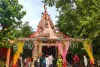बरही के मनोकामनेश्वर शिव मंदिर में उमड़ी श्रद्धालुओं की भारी भीड़, भव्य सजावट ने मोहा मन