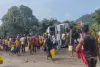 Koderma News: घाटी में पाम ऑयल लदा टैंकर पलटा, घायल चालक फंसा रहा, तेल लूटने में जुटी रही भीड़