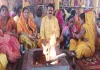 Dhanbad News: चैत्र नवरात्रि पर बस्ताकोला में 9 कुंडीय गायत्री महायज्ञ संपन्न