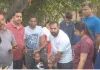 सड़क किनारे मिला दिव्यांग बच्चा, मां को खोजने में जुटी पुलिस
