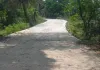Pakur News: भ्रष्टाचार की भेंट चढ़ी सड़क, फतेहपुर में 6 महीने में ही दम तोड़ने लगी नई पीसीसी सड़क