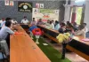 Giridih News: सरकारी योजनाओं की समीक्षा बैठक में BDO तिवारी सख्त, आवास और मनरेगा पर लगाई फटकार