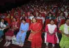 छात्राओं संग नागपुरी फिल्म 'सेरेंग' देखने पहुंचीं मंत्री शिल्पी नेहा तिर्की, कलाकारों की प्रतिभा को सराहा