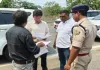 Dumka News: उपायुक्त अभिजीत सिन्हा ने मलूटी चेकपोस्ट का किया औचक निरीक्षण, सुरक्षा व्यवस्था का लिया जायजा