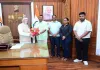 Bokaro News: डिग्री कॉलेज में बंद विषयों को दोबारा शुरू कराने की मांग, राज्यपाल से मिले पूर्व विधायक लंबोदर महतो
