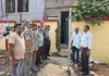 Pakur News: डीसी के आदेश पर एक्शन में प्रशासन, कार्यपालक अभियंता और बीडीओ-सीओ ने जांचा चहारदीवारी निर्माण