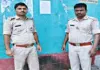 Sahebganj News: पॉक्सो एक्ट के फरार आरोपी समरुद्दीन शेख के घर चिपकाया इश्तिहार, सरेंडर नहीं किया तो होगी कुर्की-जब्ती