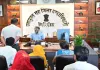 Giridih News: उपायुक्त रामनिवास यादव का जनता दरबार: सुशासन और जनहित को प्राथमिकता, सुनीं आम जनता की समस्याएं